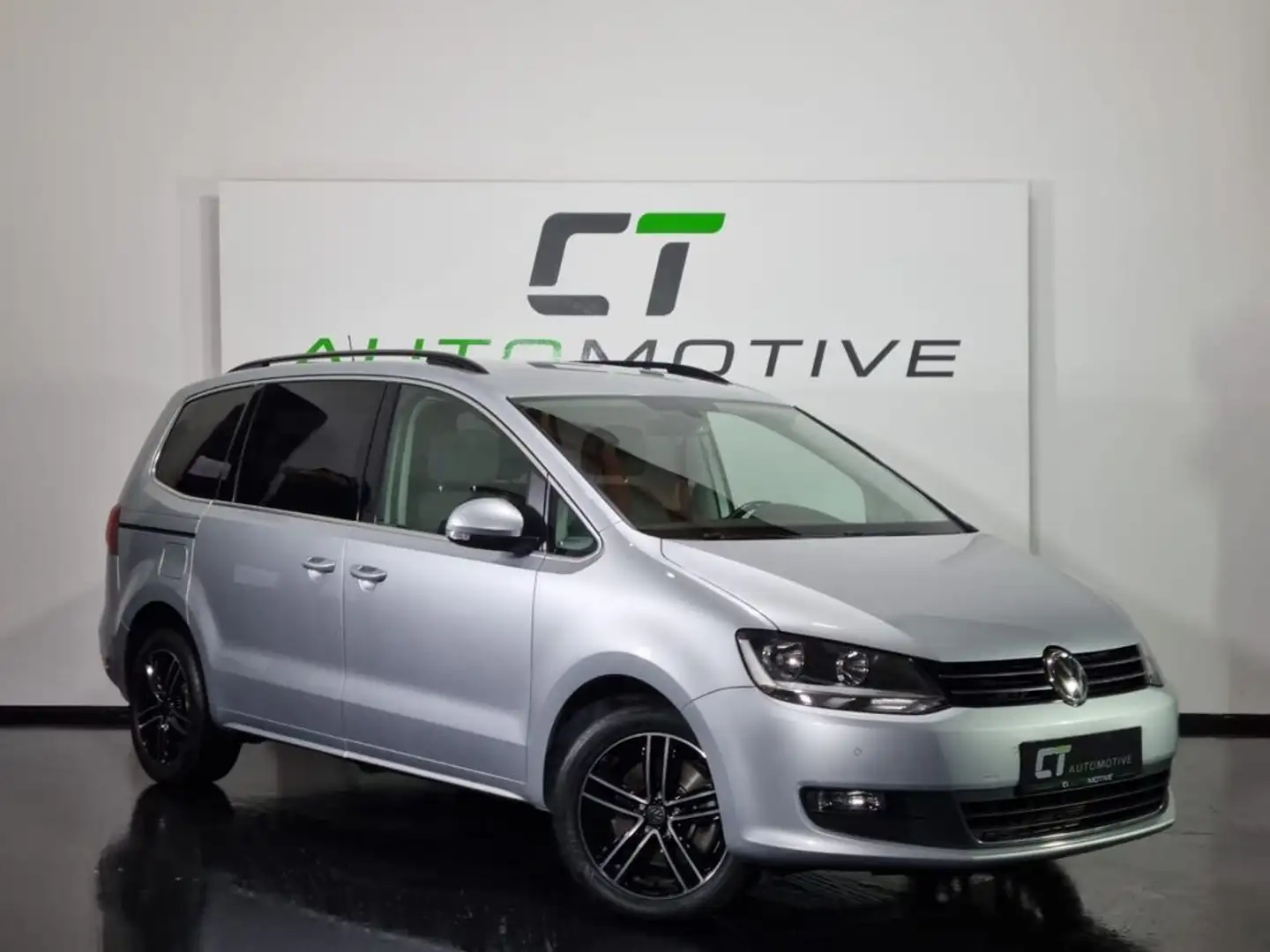 Volkswagen Sharan Comfortline SCR 2,0 TDI DSG 4Motion Grau - 1