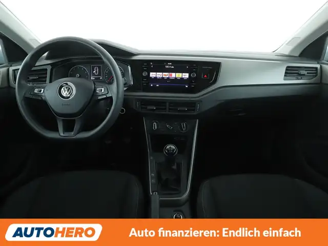 Volkswagen Polo view 12