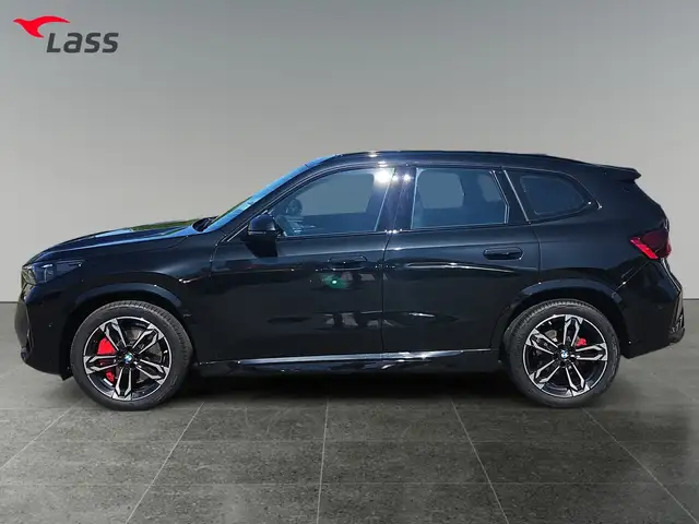 BMW X1 view 3