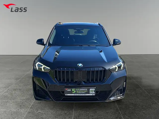 BMW X1 view 9