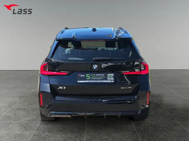BMW X1 view 5