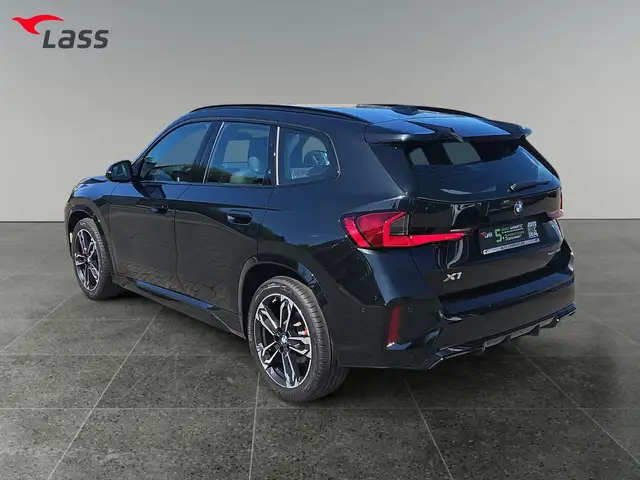BMW X1 view 4