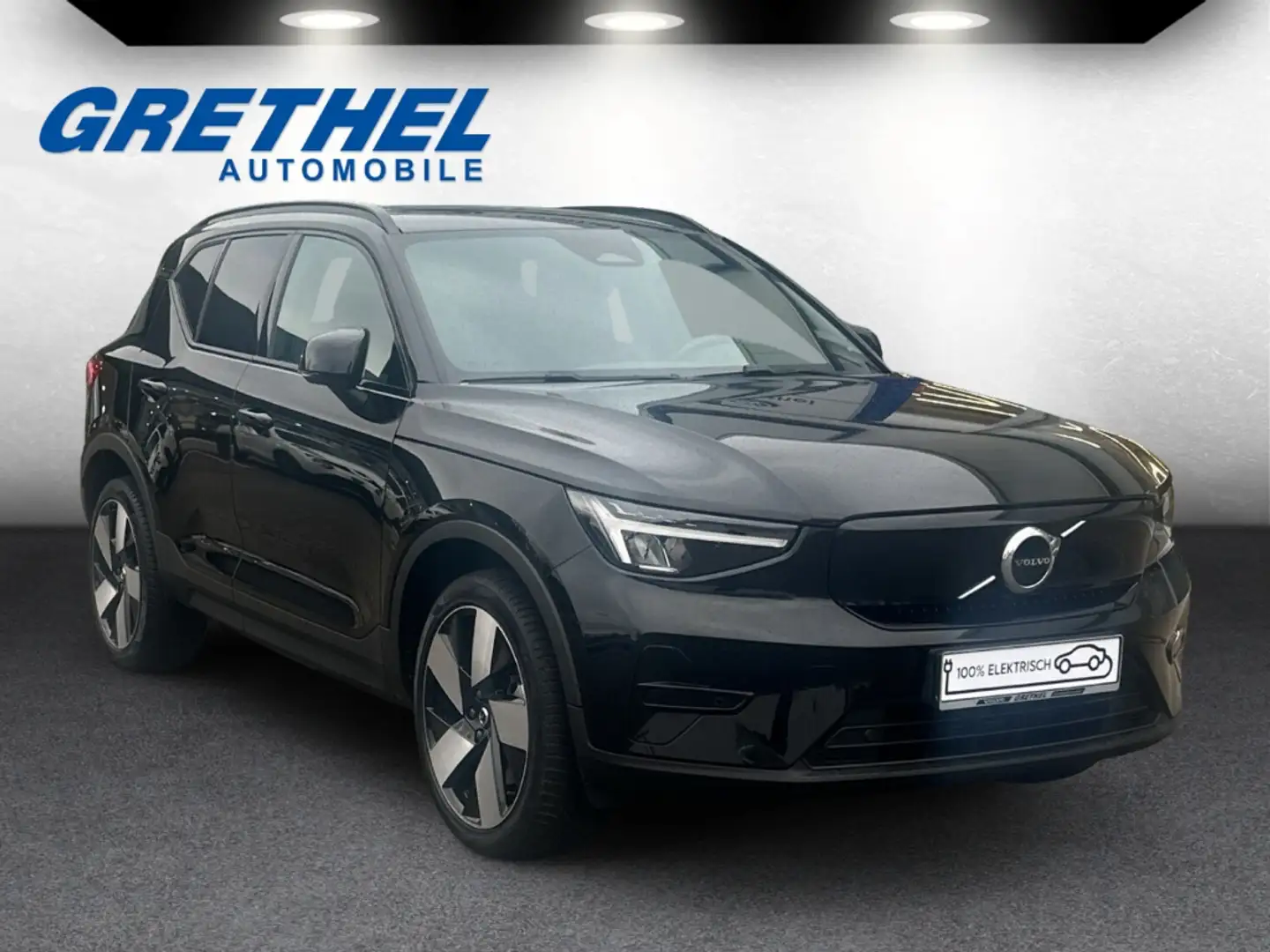Volvo XC40 Plus Recharge Pure Electric 2WD StandHZG AHK-klapp Schwarz - 1