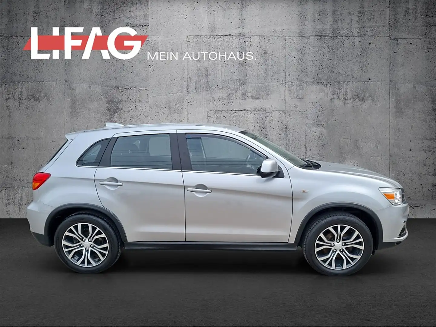 Mitsubishi ASX 1,6 MIVEC Invite Vision 40 *ab € 12.990,-* Silber - 2