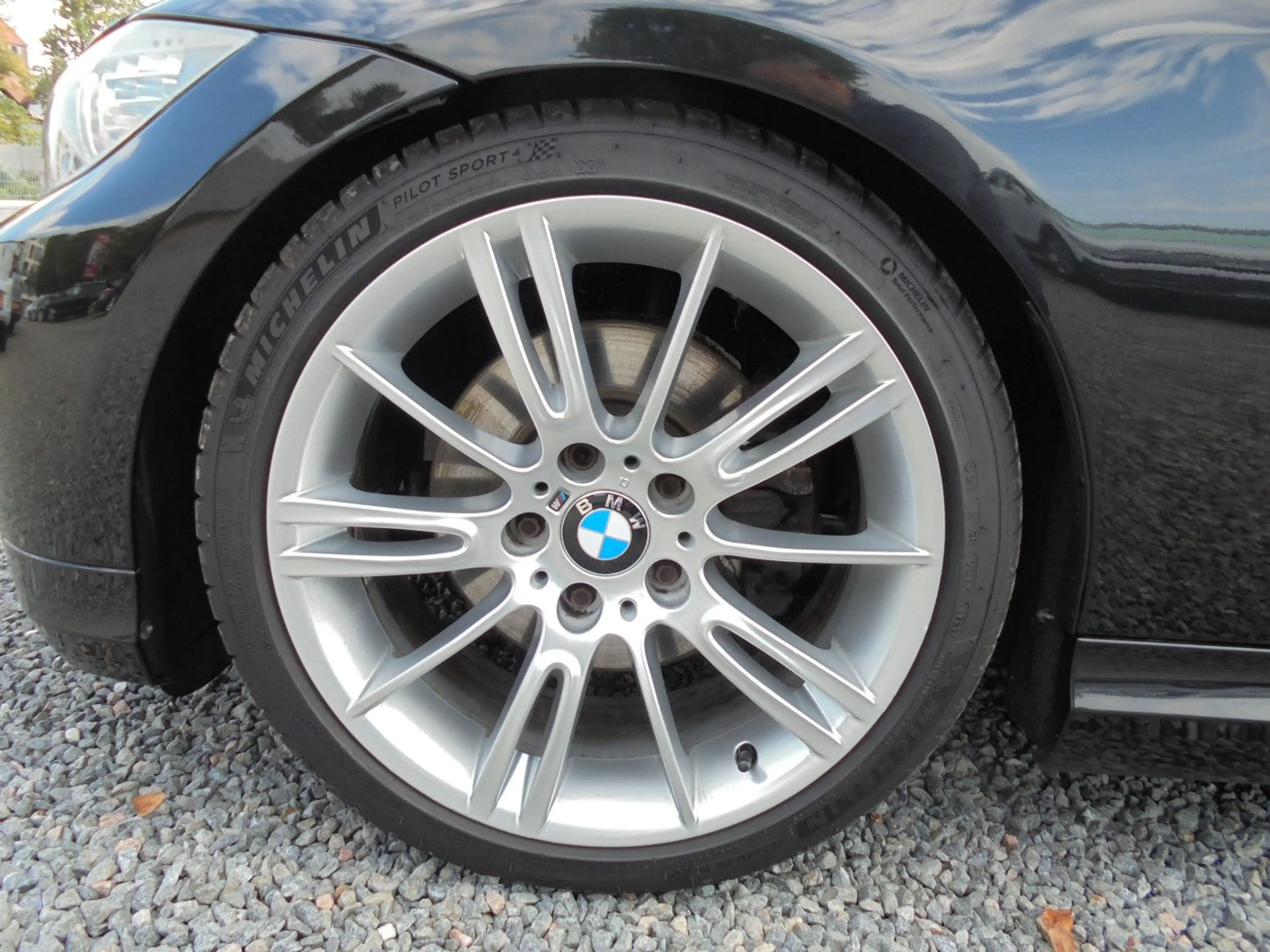 BMW 325 Kombi 325i Autom*Xenon*Leder*Navi*EPH*Sitzh*Blue — photo 8