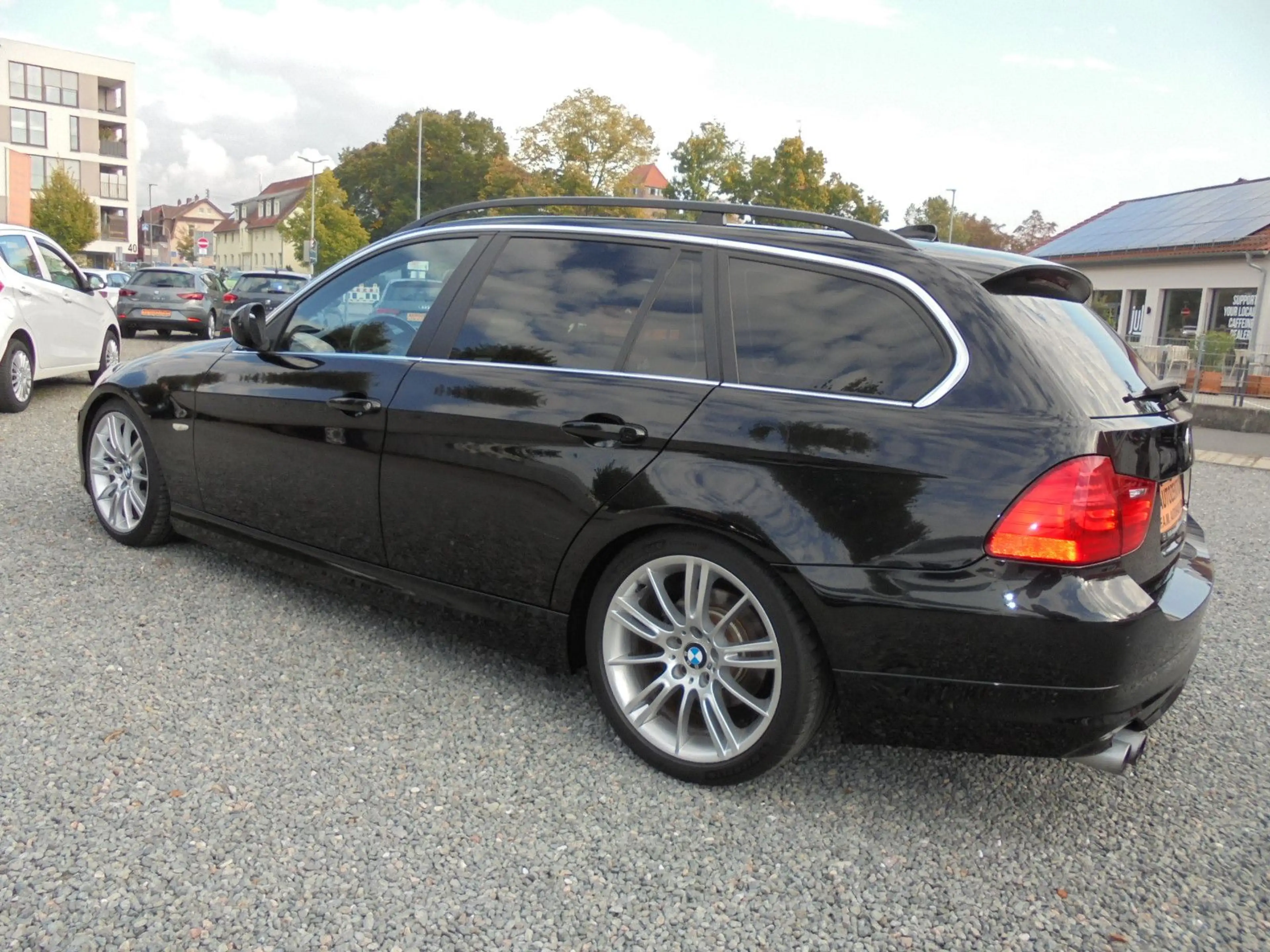 BMW 325 Kombi 325i Autom*Xenon*Leder*Navi*EPH*Sitzh*Blue — photo 6