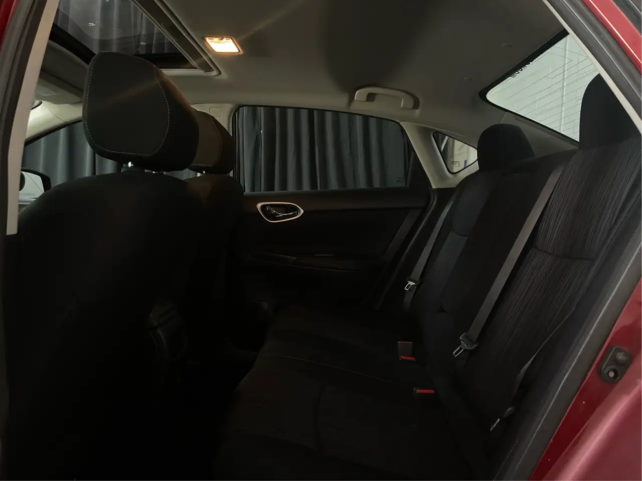 Nissan Sentra fotografie Nissan Sentra