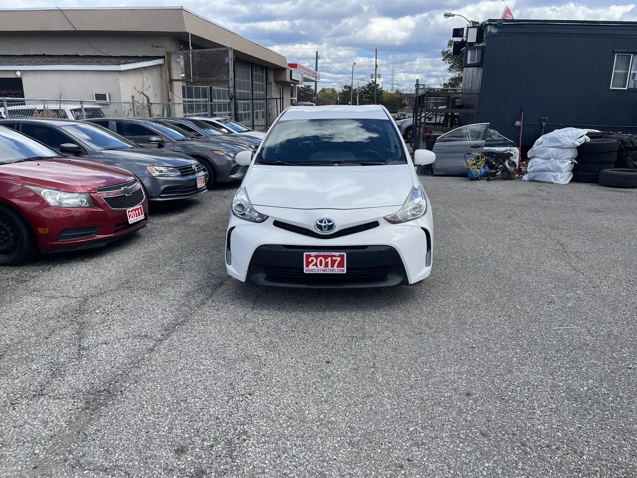2017 Toyota Prius v