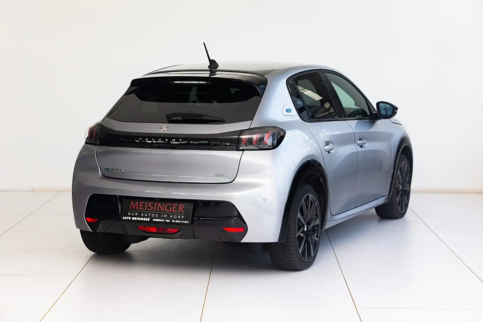 Peugeot e-208 50kWh GT Grau - 2