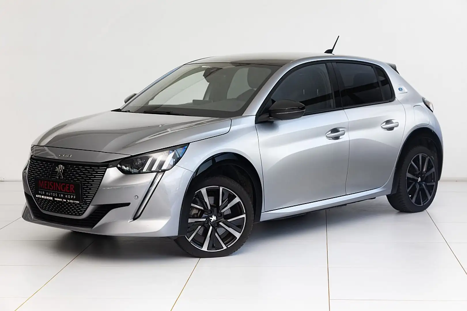 Peugeot e-208 50kWh GT Grau - 1