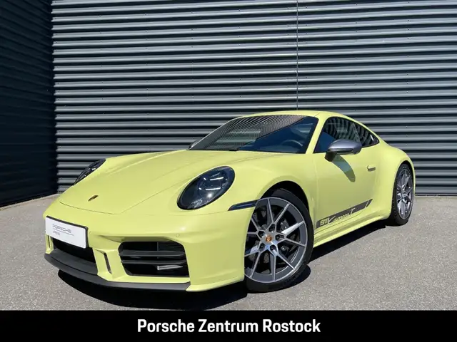 Porsche 992 911 Carrera T Cartagenagelb Sportabgasanlage