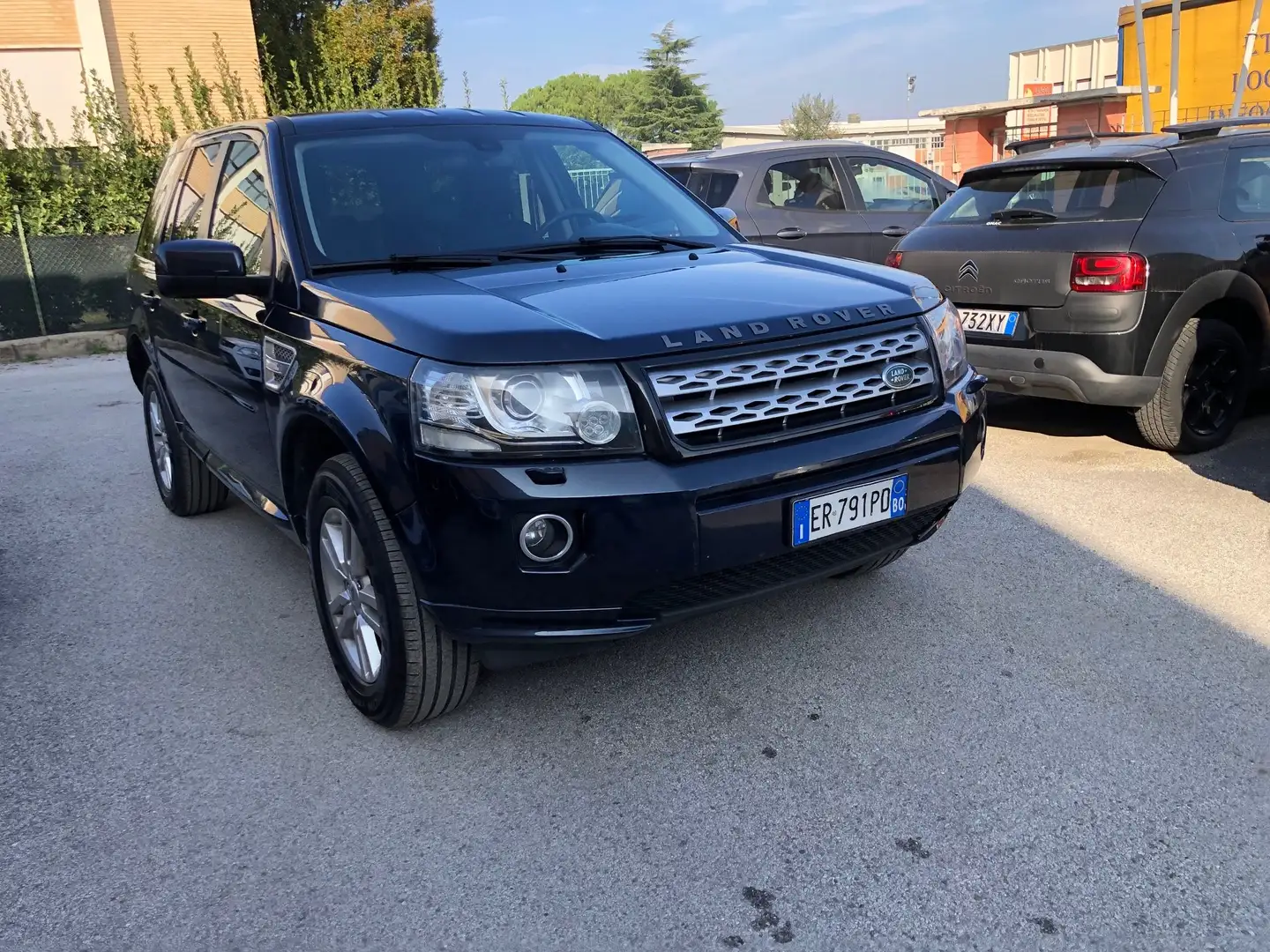 Land Rover Freelander 2.2 sd4 SE 4wd 190cv auto Modrá - 1