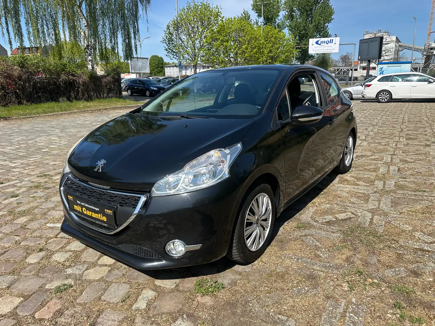 Peugeot 208 Active Noir - 2