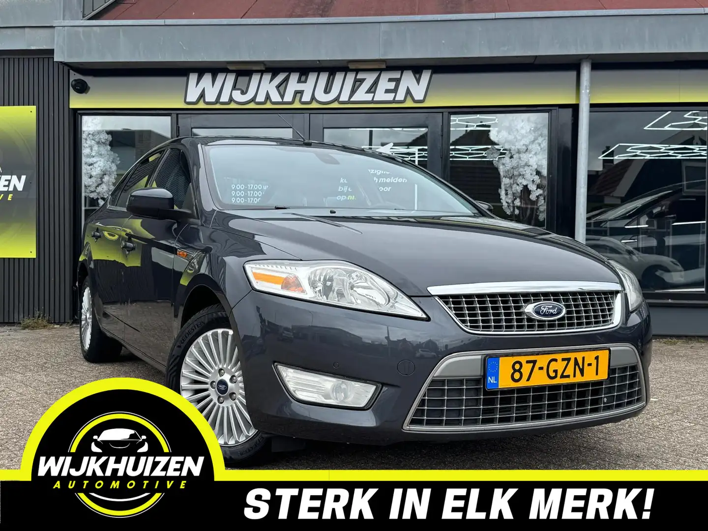 Ford Mondeo 1.6-16V Titanium met Navigatie !!! Climate !!! Cru Grijs - 1