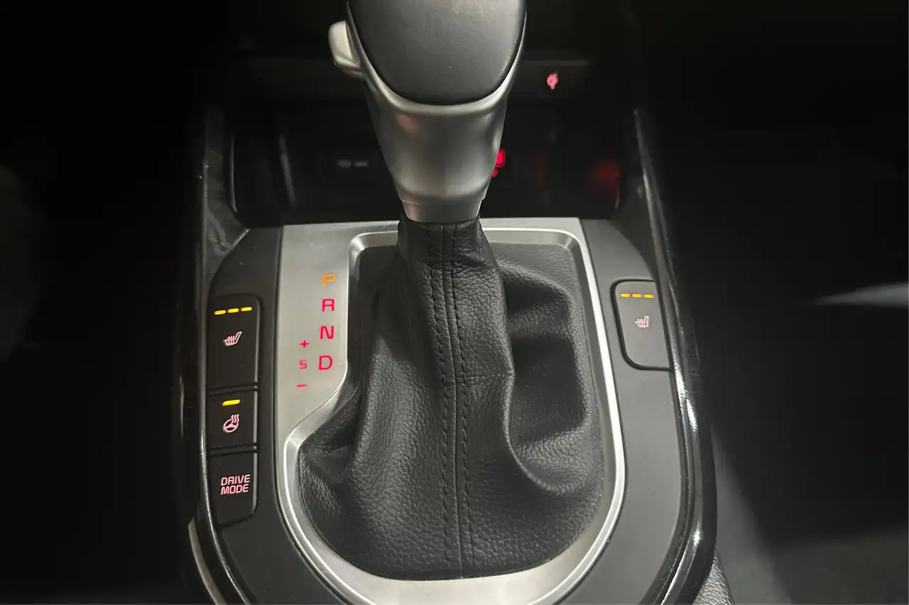 Kia Forte снимка Kia Forte