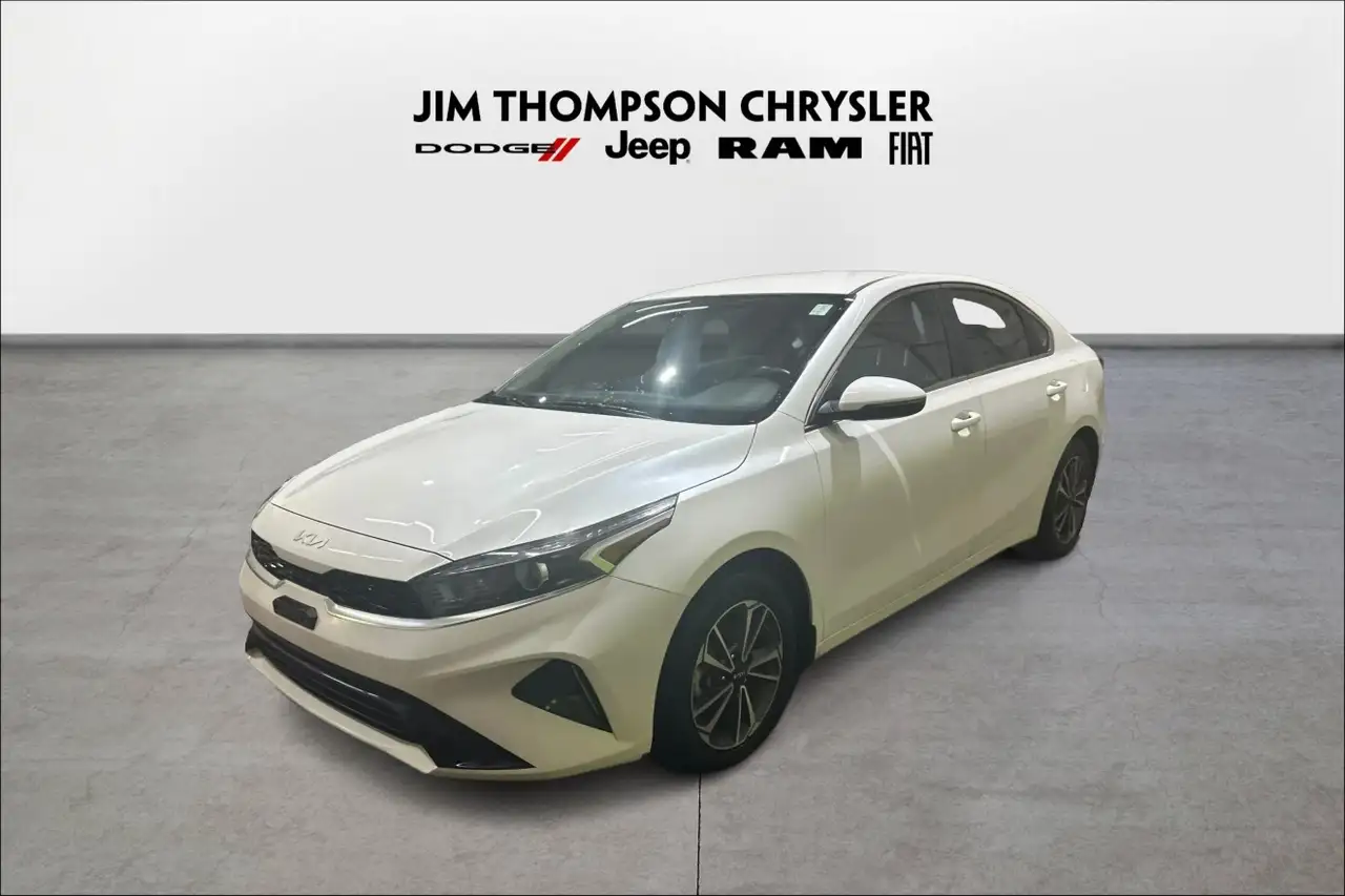 Kia Forte снимка Kia Forte