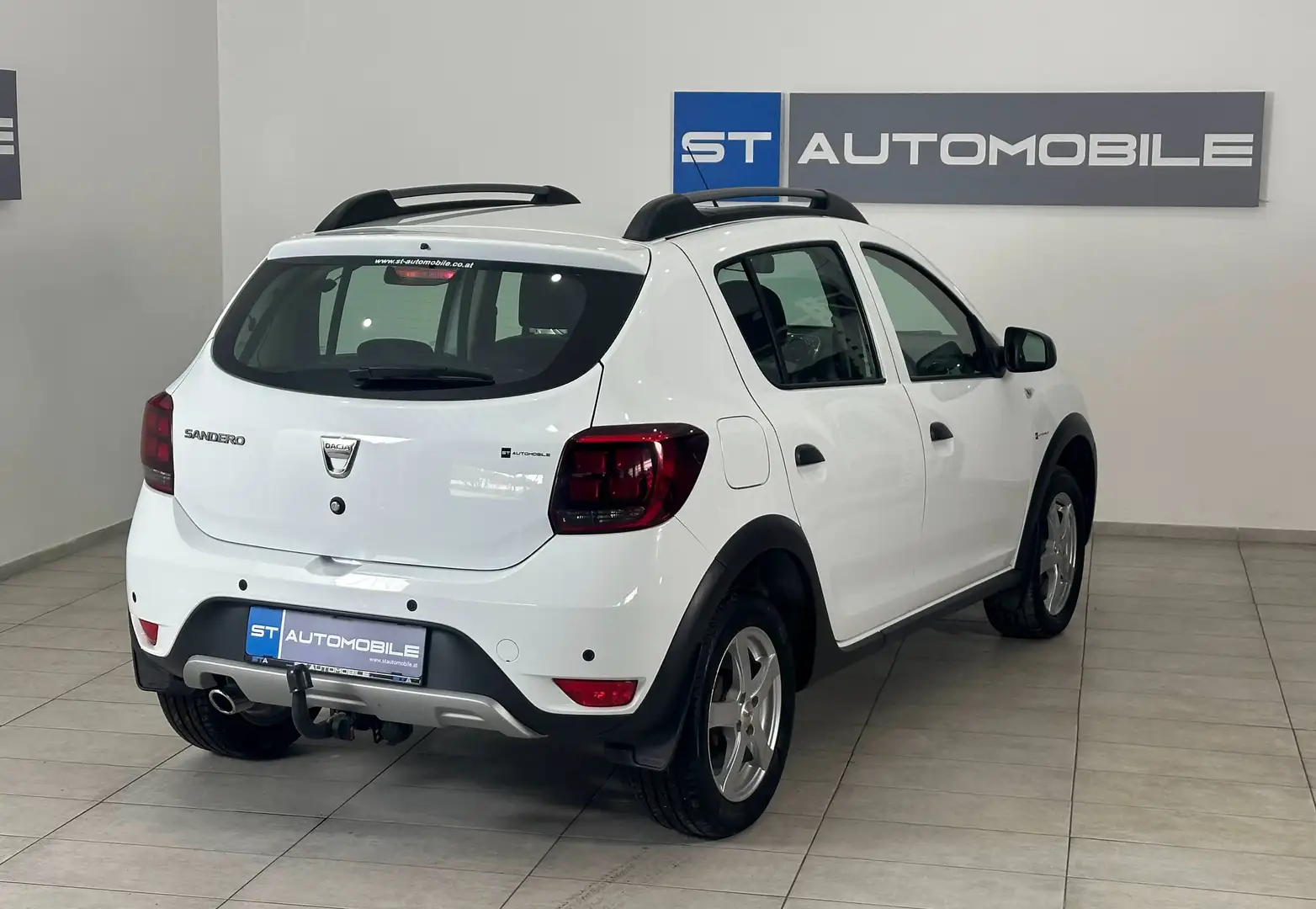 Dacia Sandero Stepway Prestige // 1.BESITZ // AHK // KAMERA // Weiß - 2
