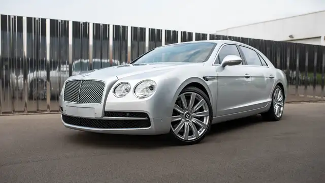 Bentley Flying Spur 6.0 BiTurbo W12.   (TVA récupérable)