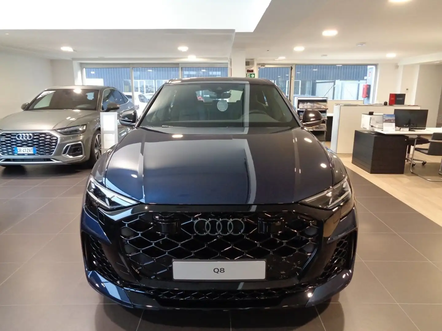 Audi RS Q8 4.0 quattro tiptronic Perfomance PRONTA CONSEGNA Grigio - 2