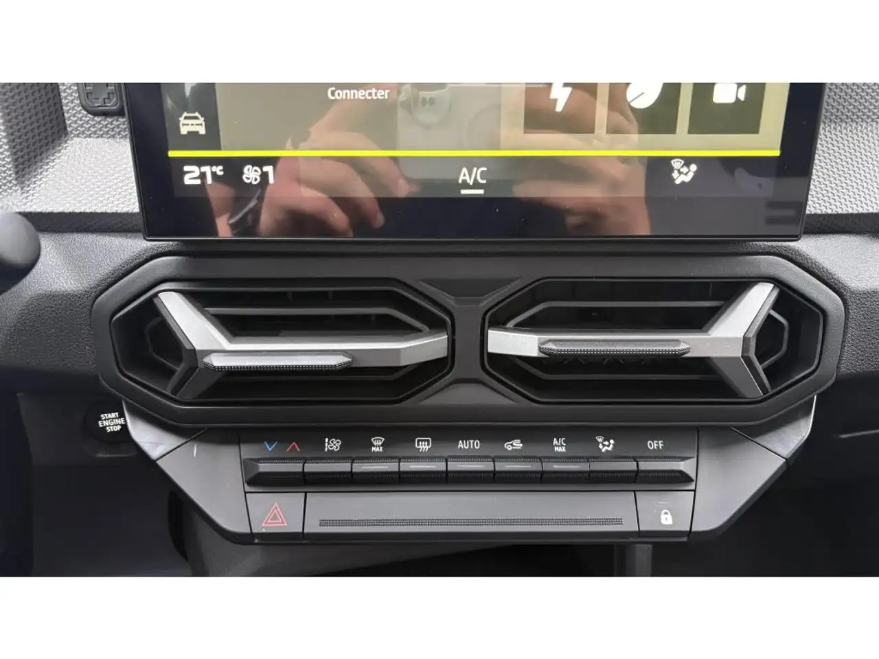 Dacia Duster — photo 15