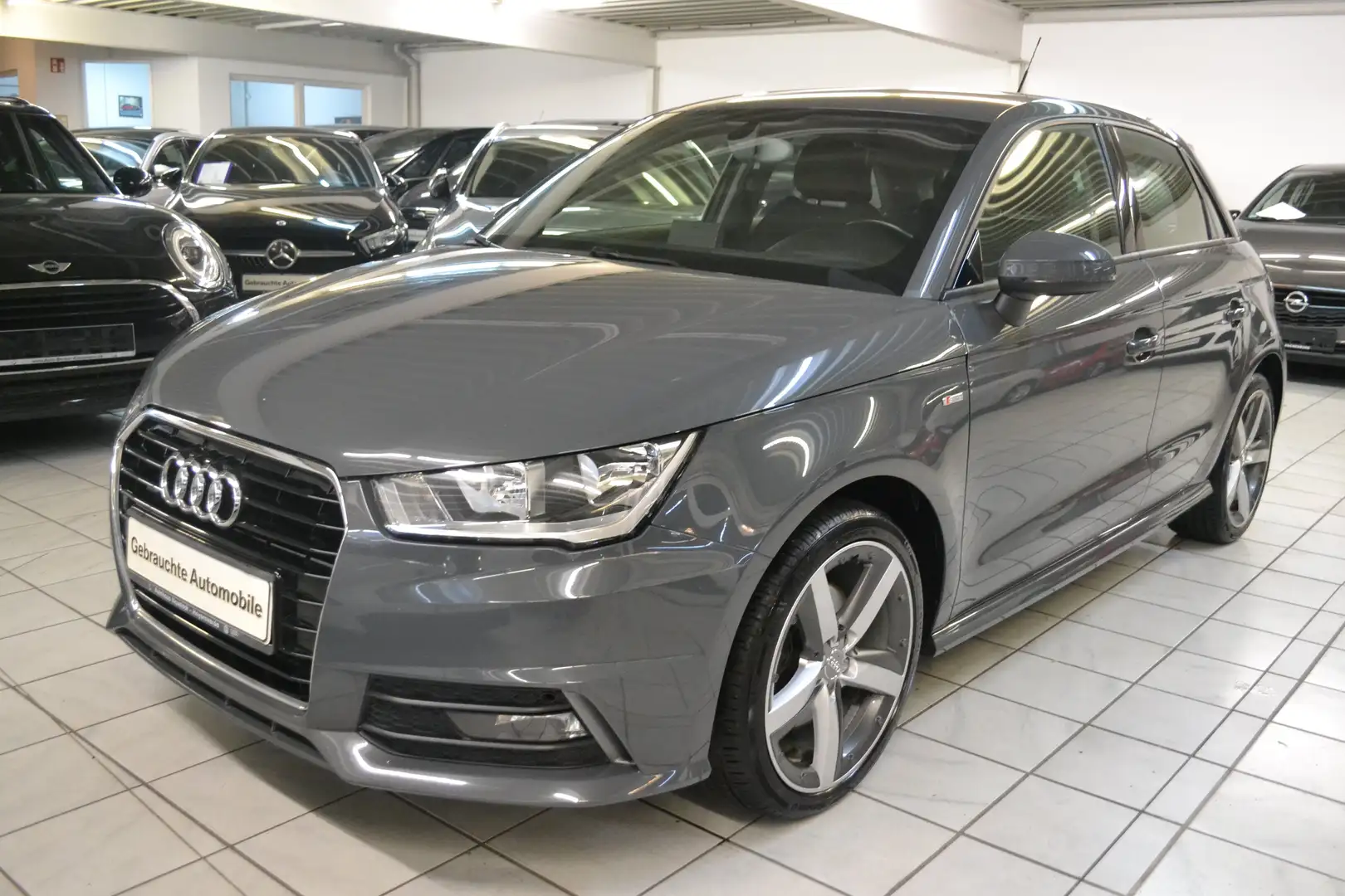 Audi A1 SPORTBACK 1.4 TFSI S-LINE SPORT *NAVI*TEILLEDER Grau - 1