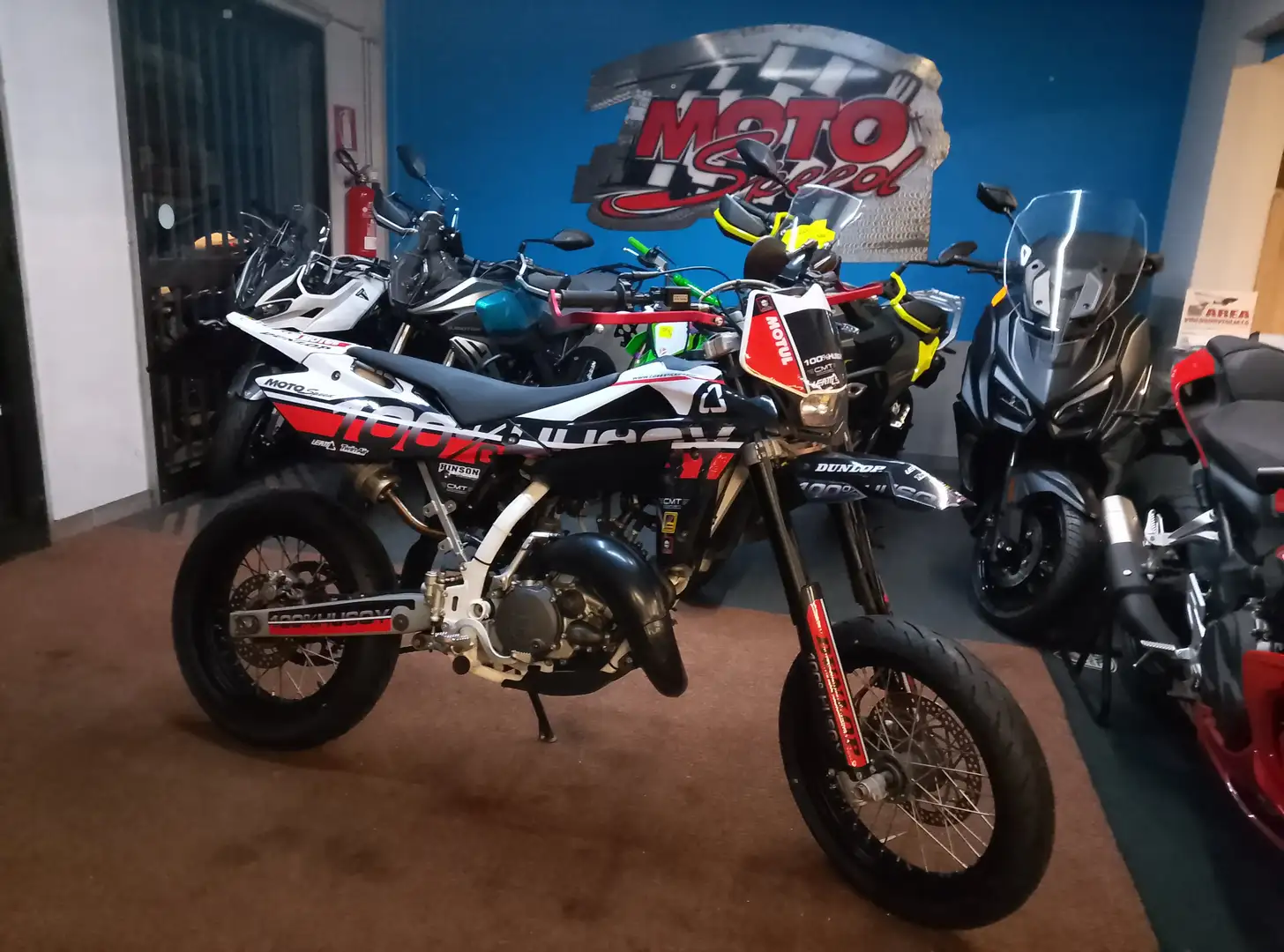 Husqvarna SMS 125 Negro - 1