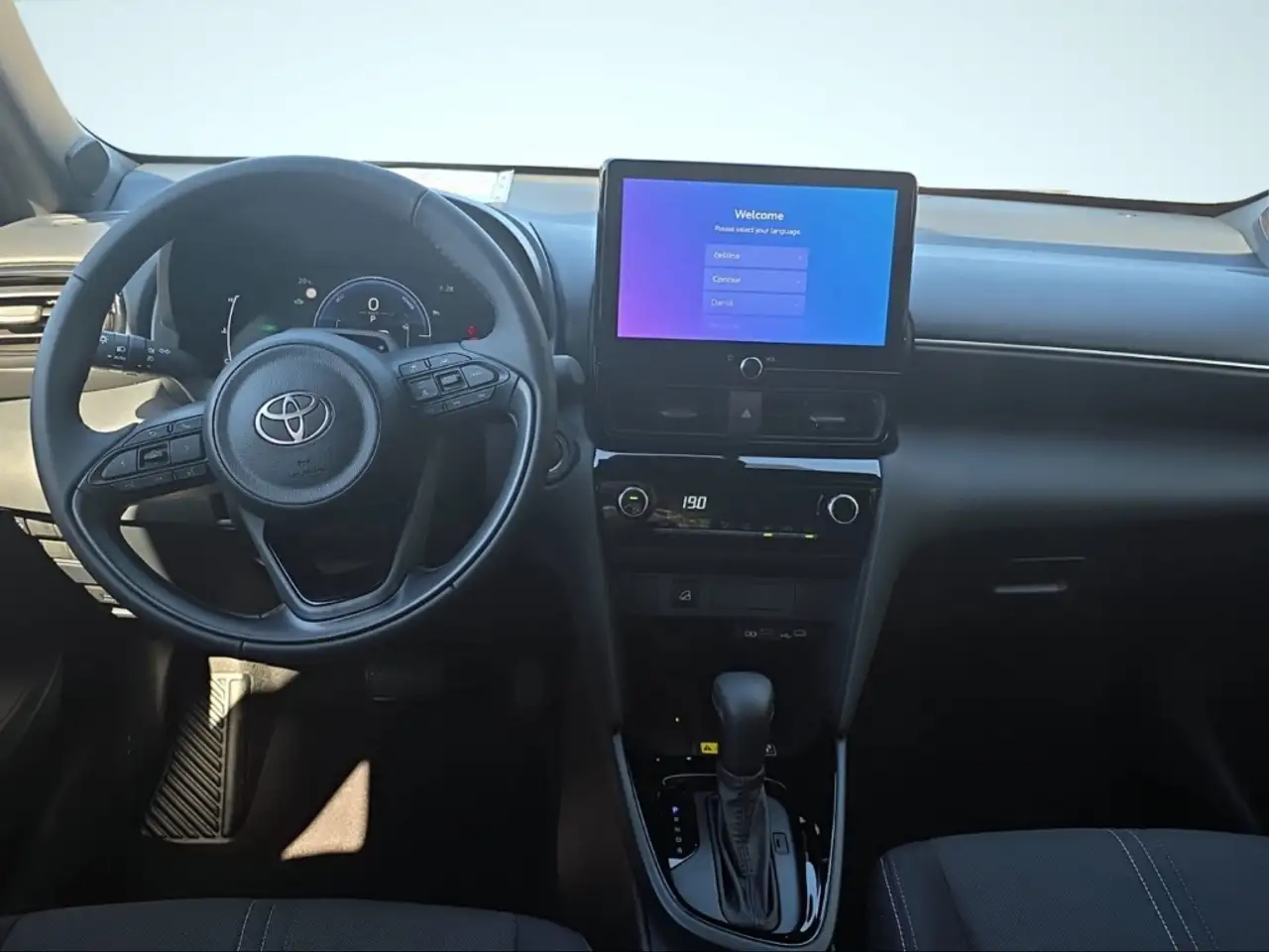 Toyota Yaris Cross Teamplayer Temp LED Keyless Start Rückfahrkam. Spu, миниатюра 6