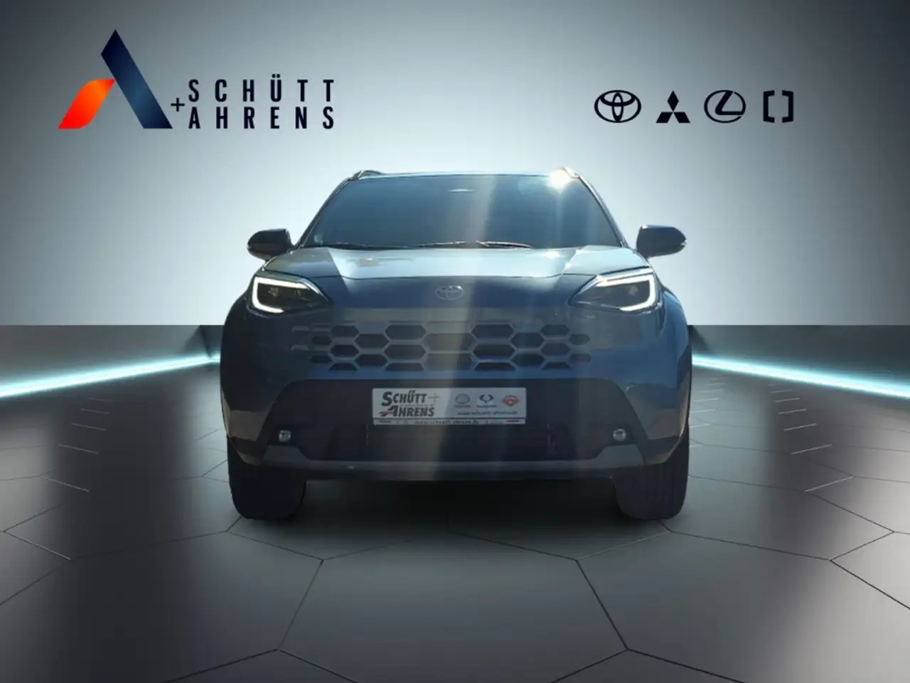 Toyota Yaris Cross Teamplayer Temp LED Keyless Start Rückfahrkam. Spu, миниатюра 12