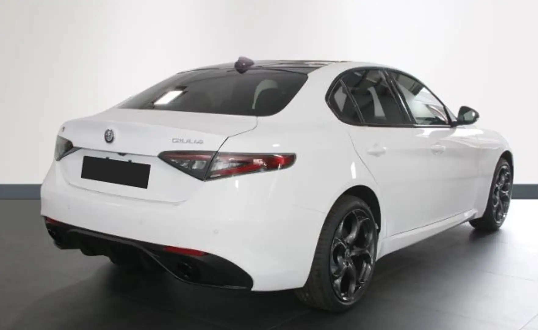 Alfa Romeo Giulia 2.0 Turbo 280 CV AT8 AWD Q4 Tributo Italiano Bianco - 2