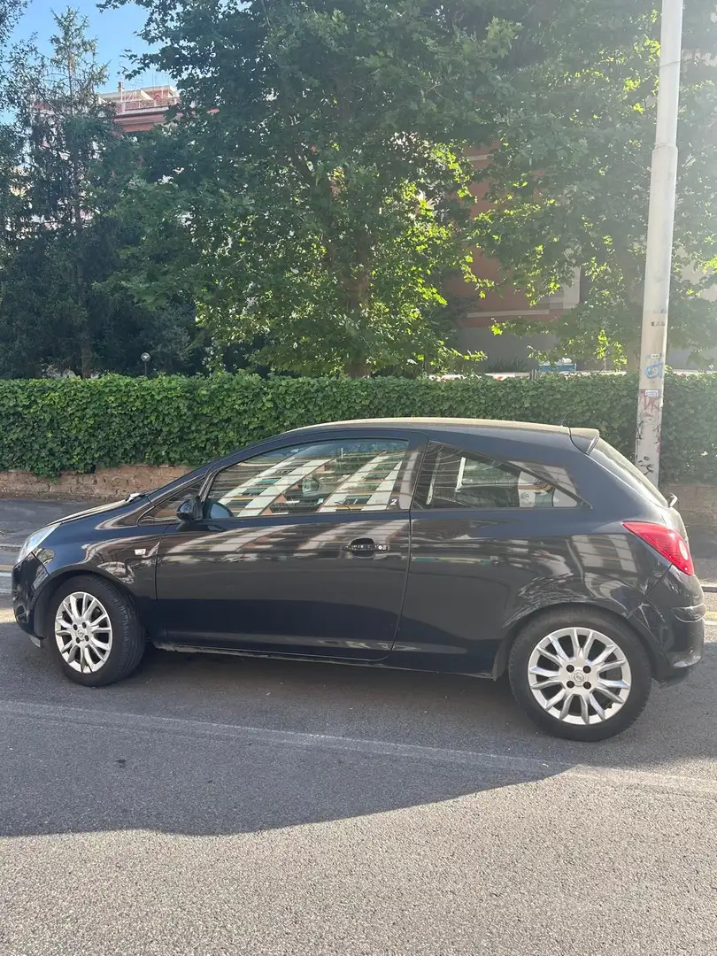 Opel Corsa 3p 1.2 Enjoy c/radio - 1