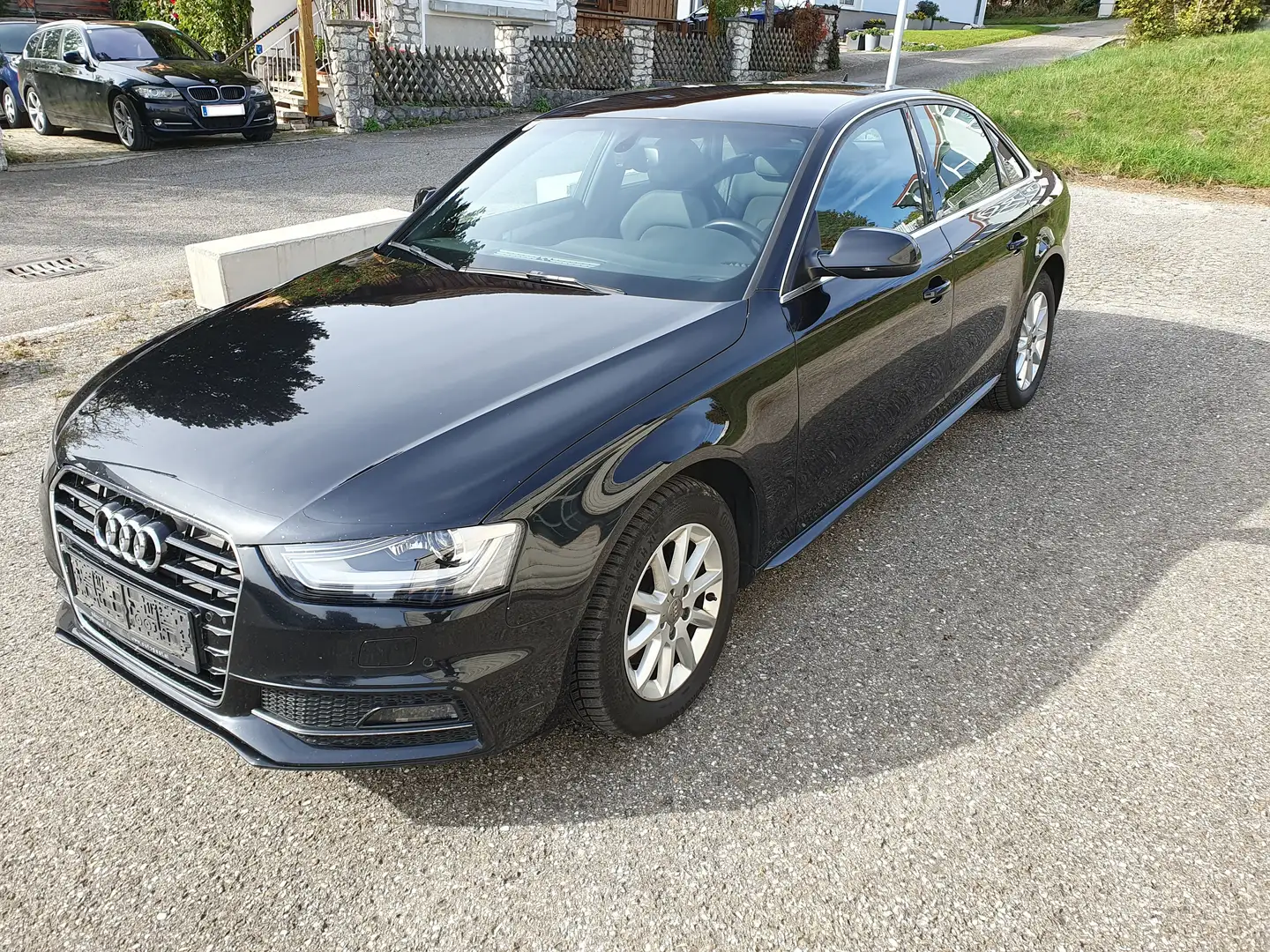 Audi A4 2.0 TDI Quattro S-LINE TOP Ausstattung Schwarz - 2