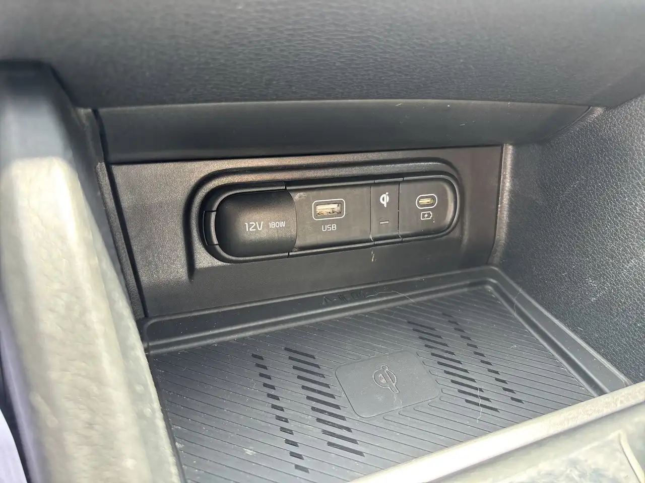 Kia Sportage снимка Kia Sportage