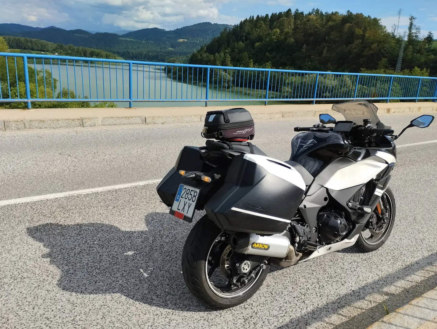 Kawasaki Ninja 1000SX Sport Touring Negro - 2
