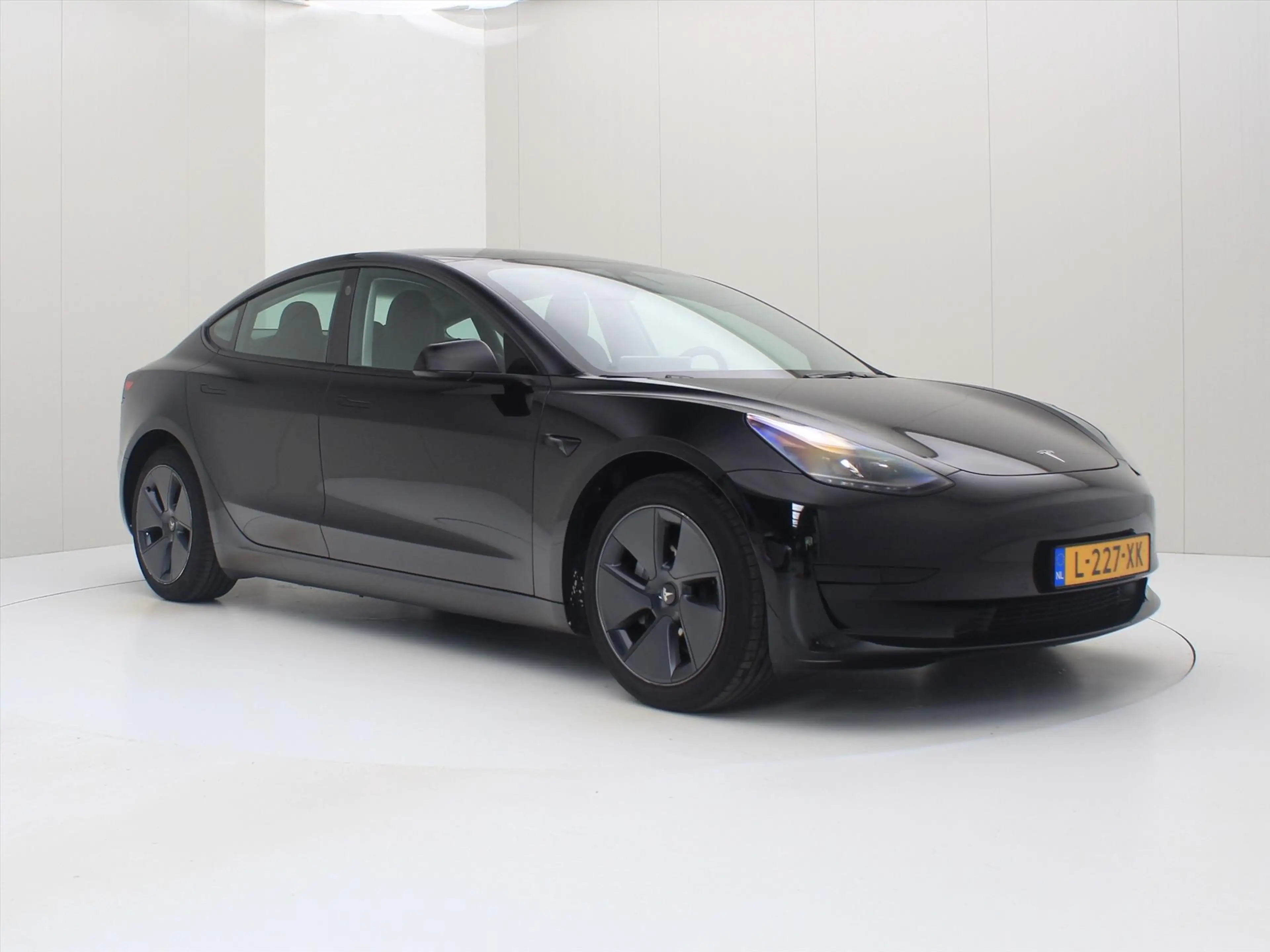 Tesla Model 3 Standard RWD Plus FACELIFT [ LFP-ACCU+WARMTEPOMP+A — photo 4