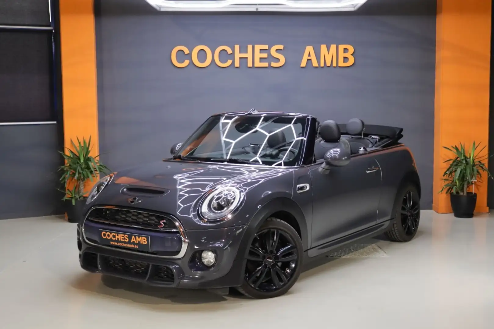 MINI Cooper S Cabrio Aut. Gris - 1