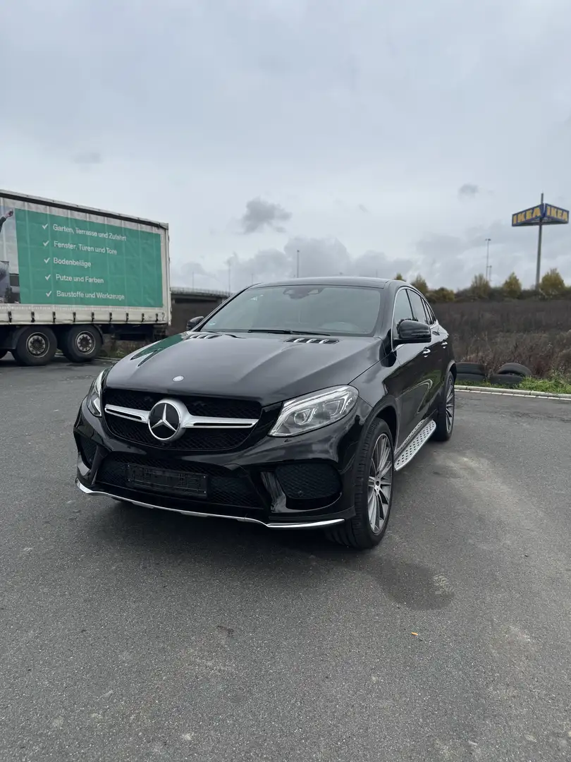 Mercedes-Benz GLE 500 GLE 500 4Matic (292.373) Černá - 2