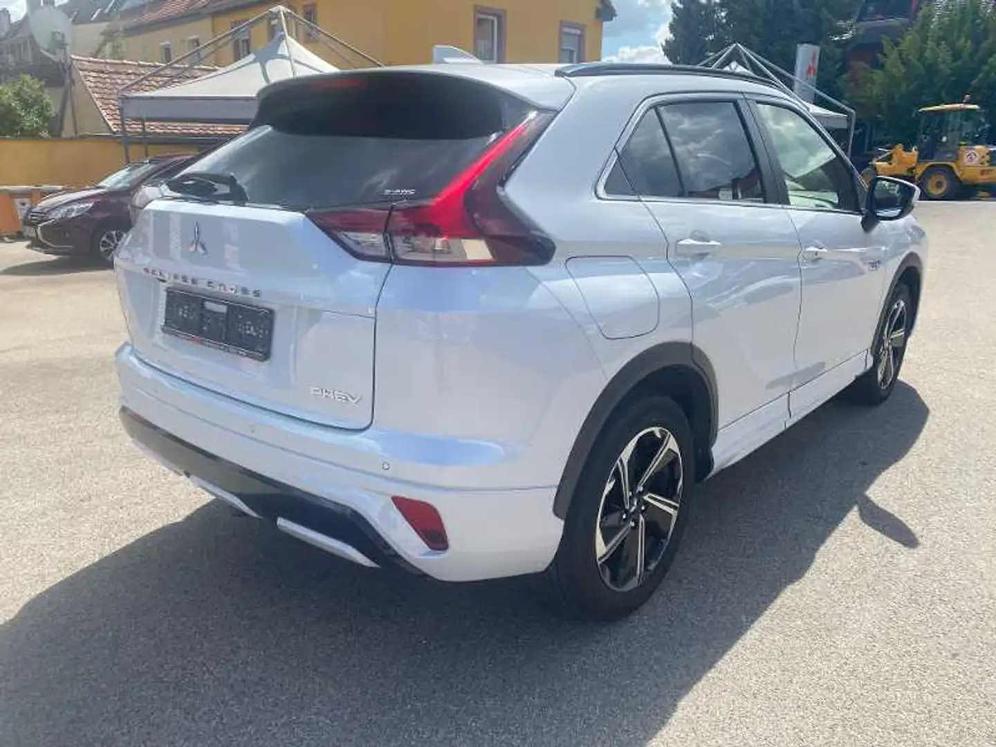Mitsubishi Eclipse Cross Plug-in Hybrid TOP 2.4 MIVEC 4WD Weiß - 2