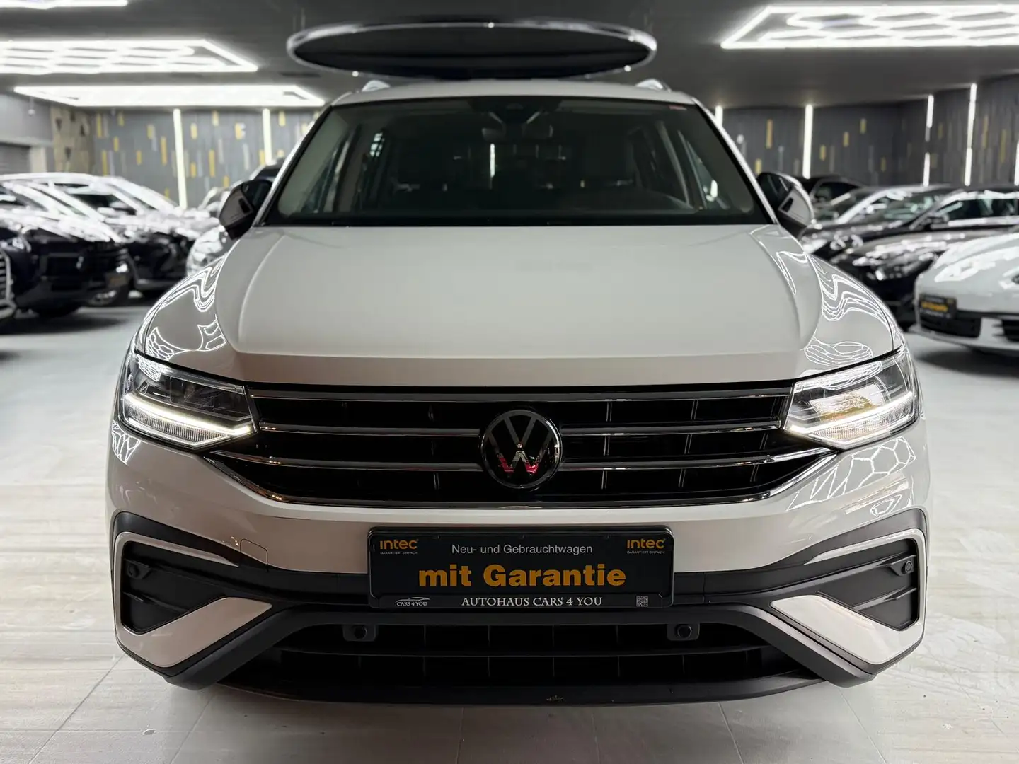 Volkswagen Tiguan Allspace 2.0 TDI HUD/HARMANK/VIRTUAL/CARP Weiß - 2