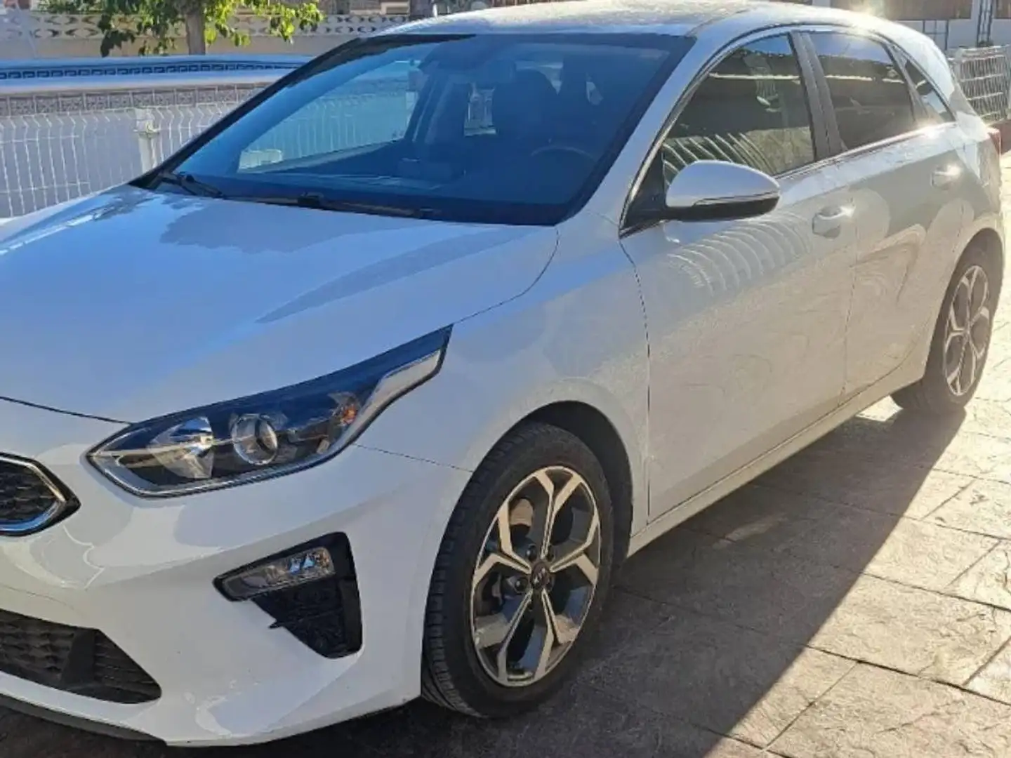 Kia Ceed / cee'd Ceed 1.4 T-GDI Eco-Dynamics Drive Drive Blanco - 1