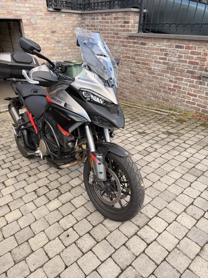 Ducati Multistrada V4 S