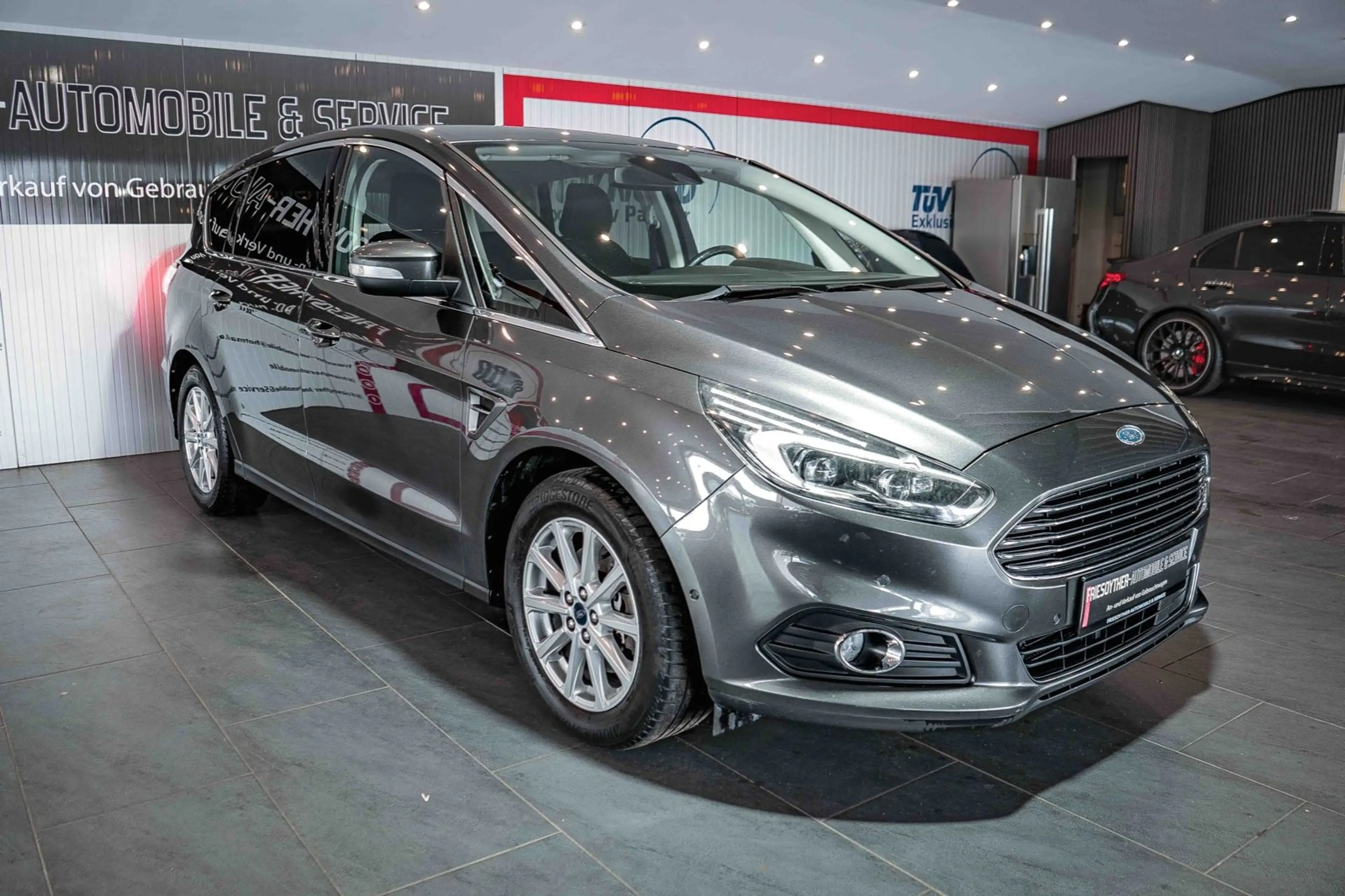 Ford S-Max S-MAX 2.0 TDCi Titanium Automatik AHK Navi LED — photo 3