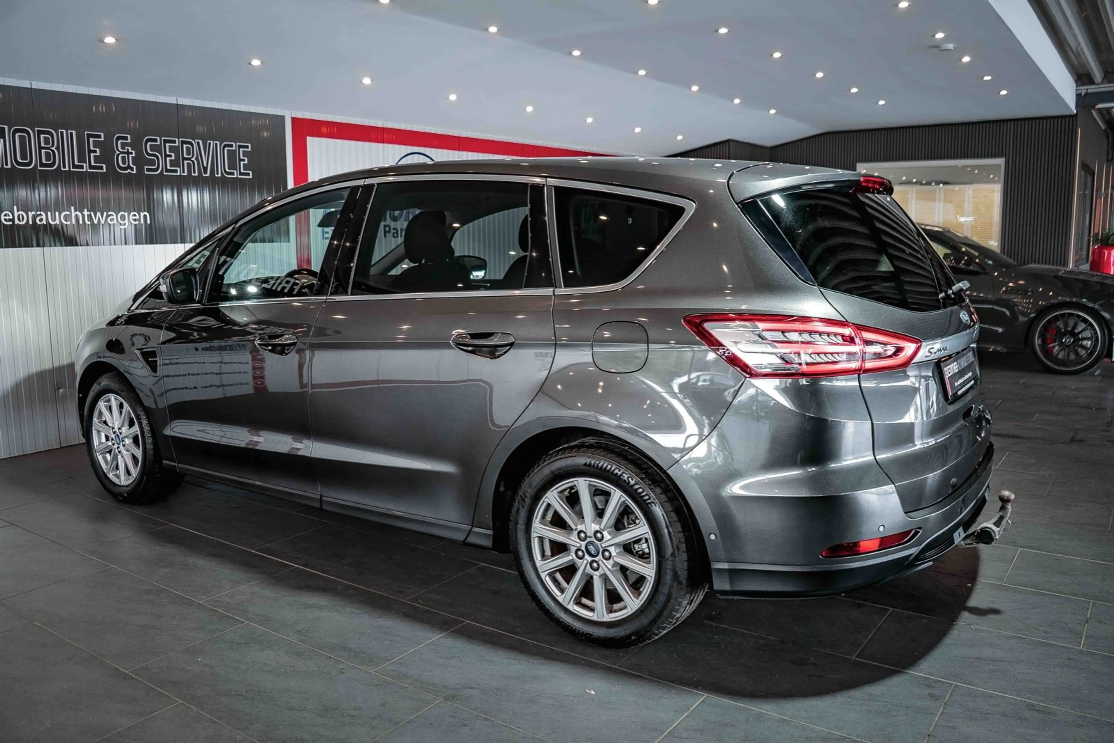 Ford S-Max S-MAX 2.0 TDCi Titanium Automatik AHK Navi LED — photo 8