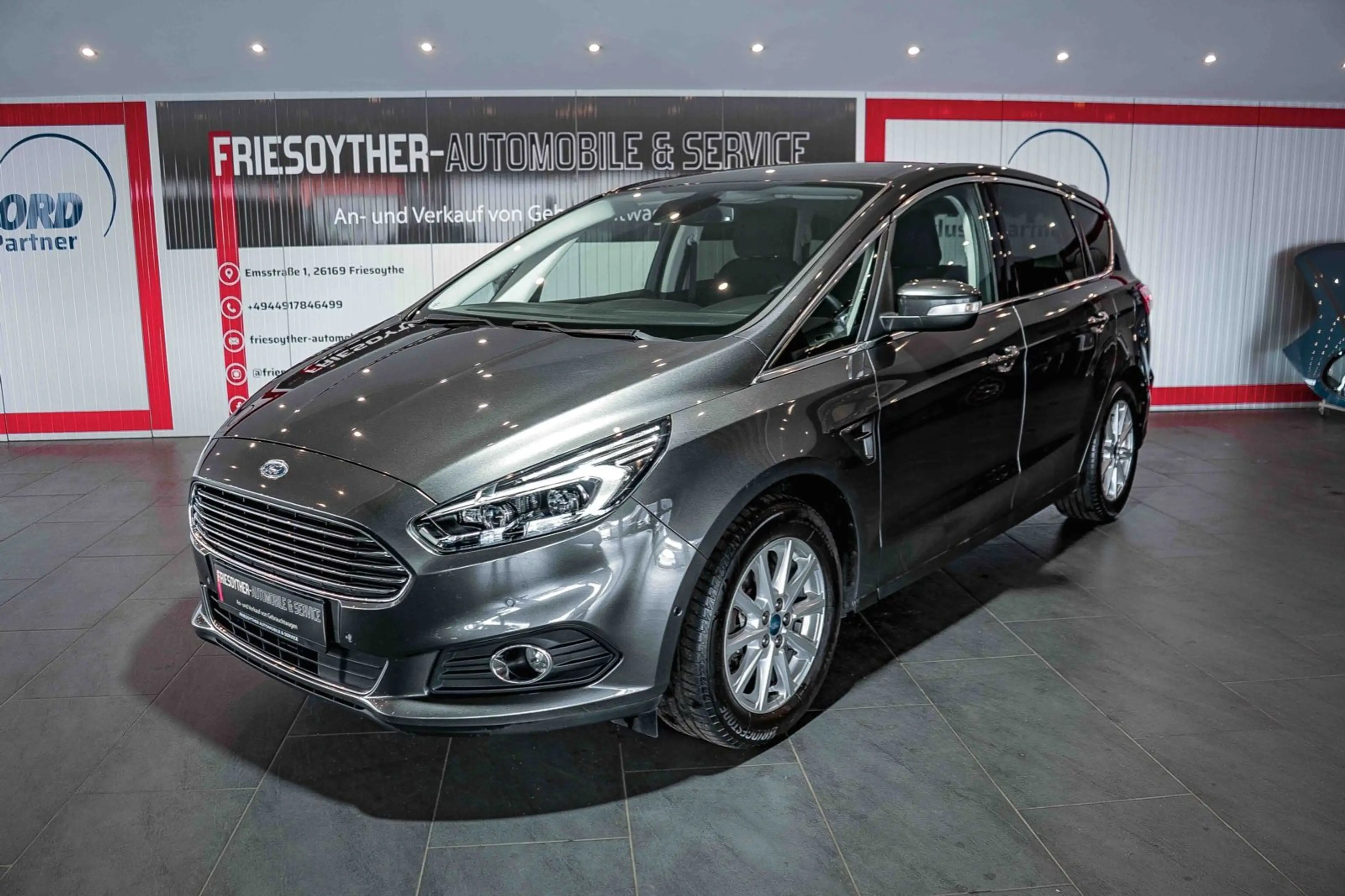 Ford S-Max S-MAX 2.0 TDCi Titanium Automatik AHK Navi LED — photo 6