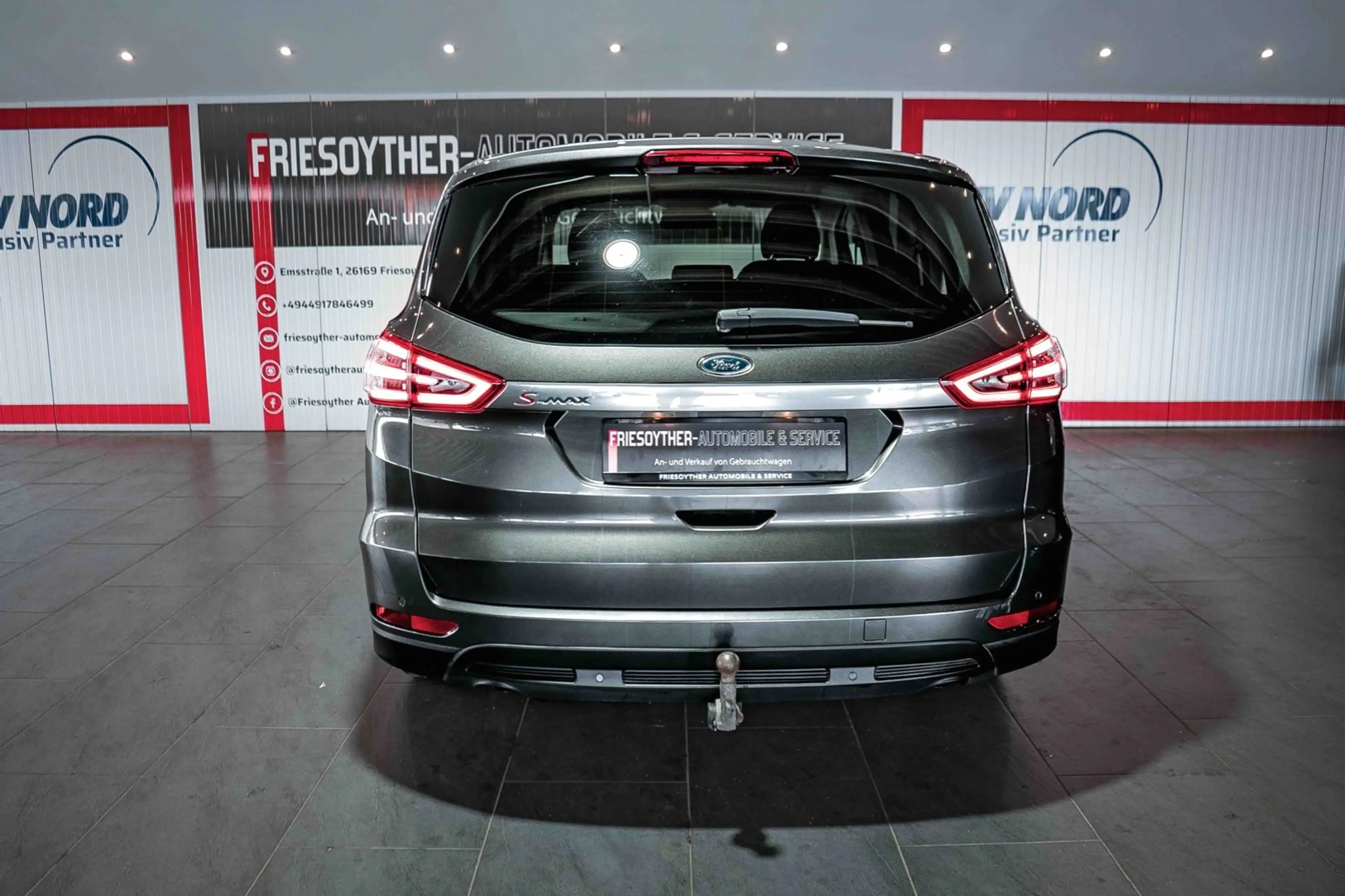 Ford S-Max S-MAX 2.0 TDCi Titanium Automatik AHK Navi LED — photo 9