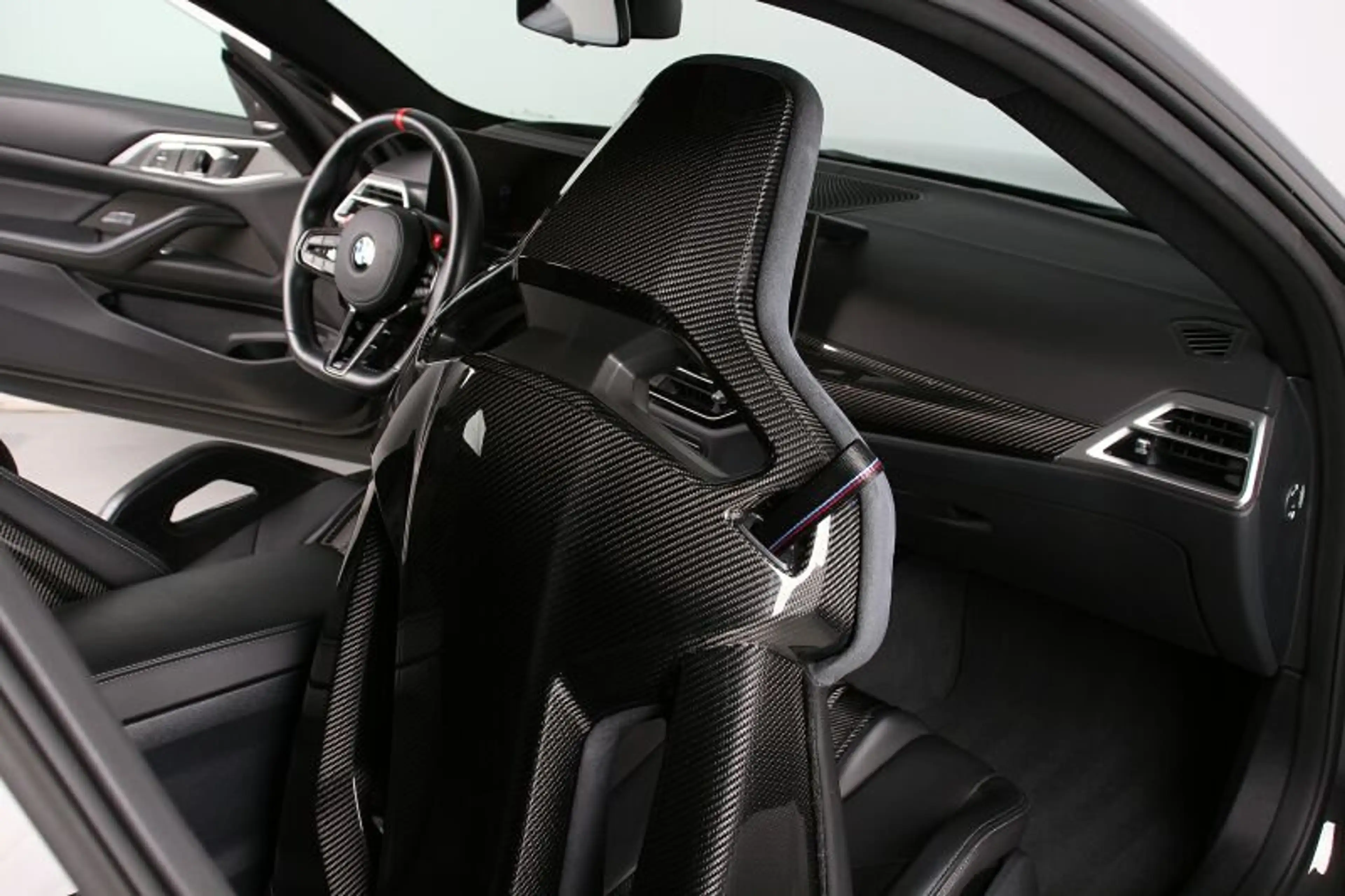 BMW M4 Competition Coupé NP127020.- Carbon H&K Park+ — photo 15