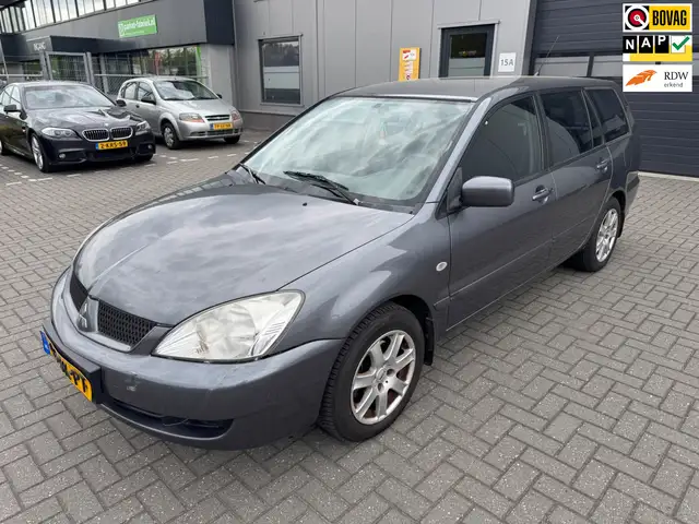 Mitsubishi Lancer Station Wagon 1.6 Inform