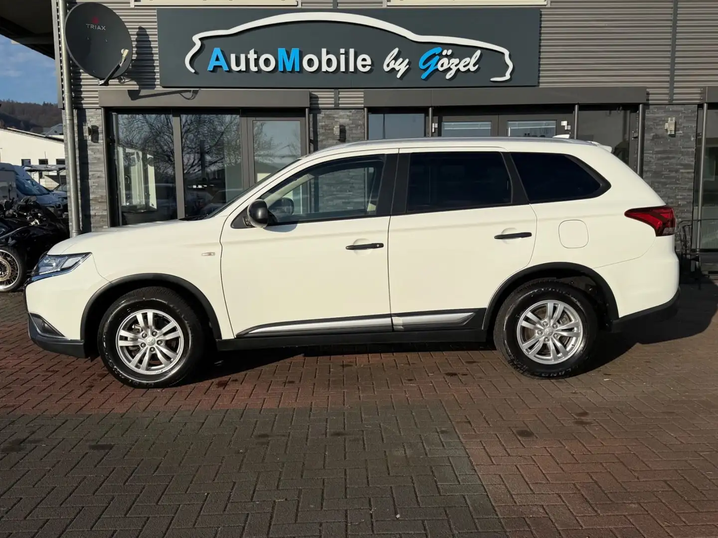 Mitsubishi Outlander Diamant Edition 2WD *1. Hand *Kamera Blanc - 2