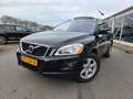 Volvo XC60 2.4D 4X4 AUT MOMENTUM PANORAMA! 2010 NAP Schwarz - thumbnail 3