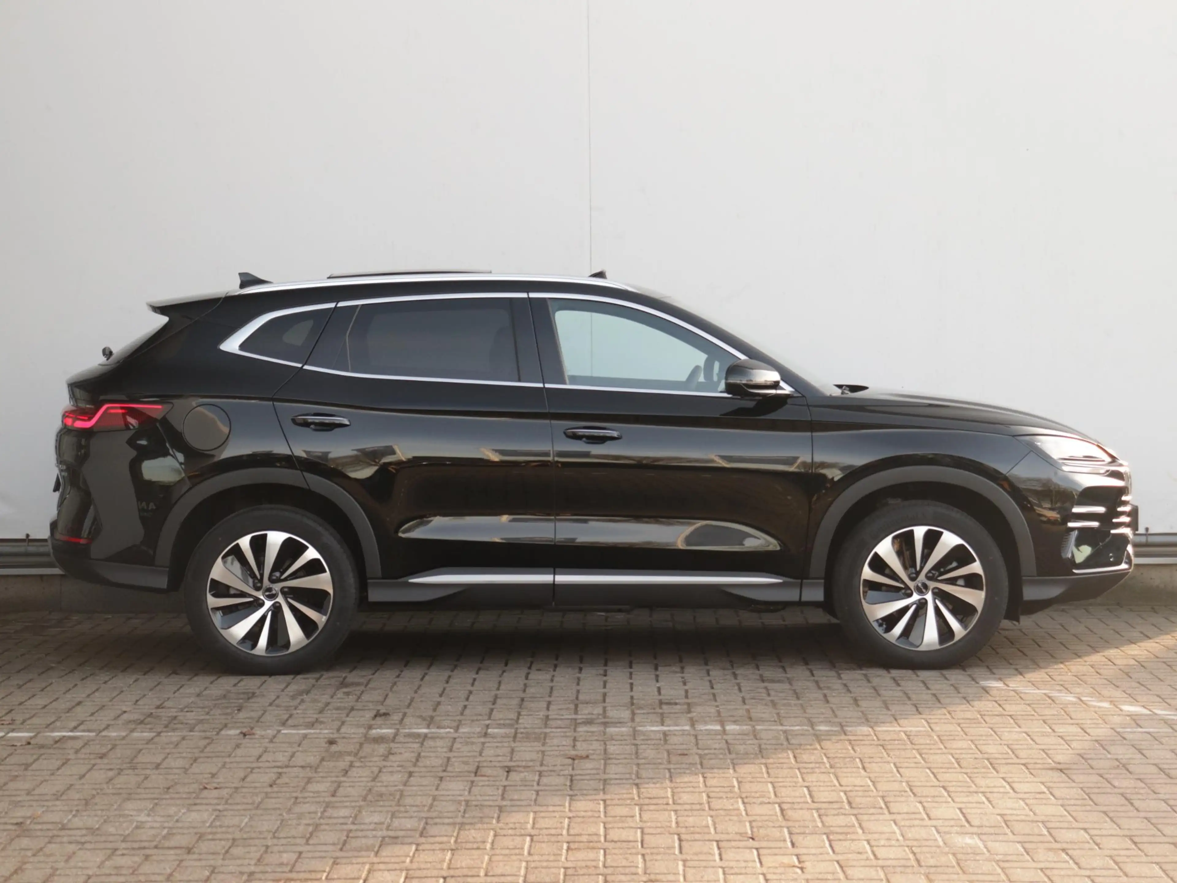 BYD Seal U 1.5 DM-i FWD Boost | Black & Brown interieur | €30 — photo 2