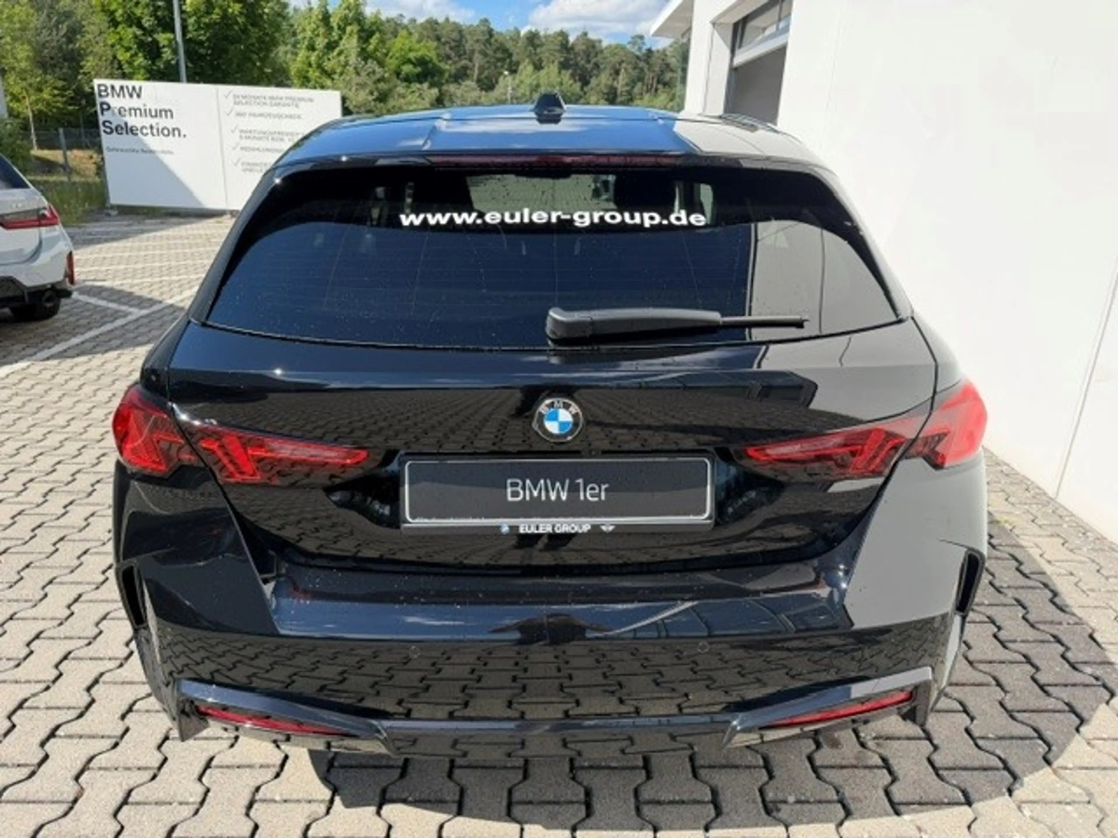 BMW 120 Navi Digitales Cockpit LED Mehrzonenklima 2-Zonen- — photo 5